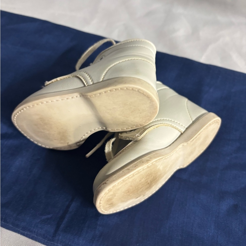 Vintage Cream‎ Baby Walker Shoes - Picture 2 of 5